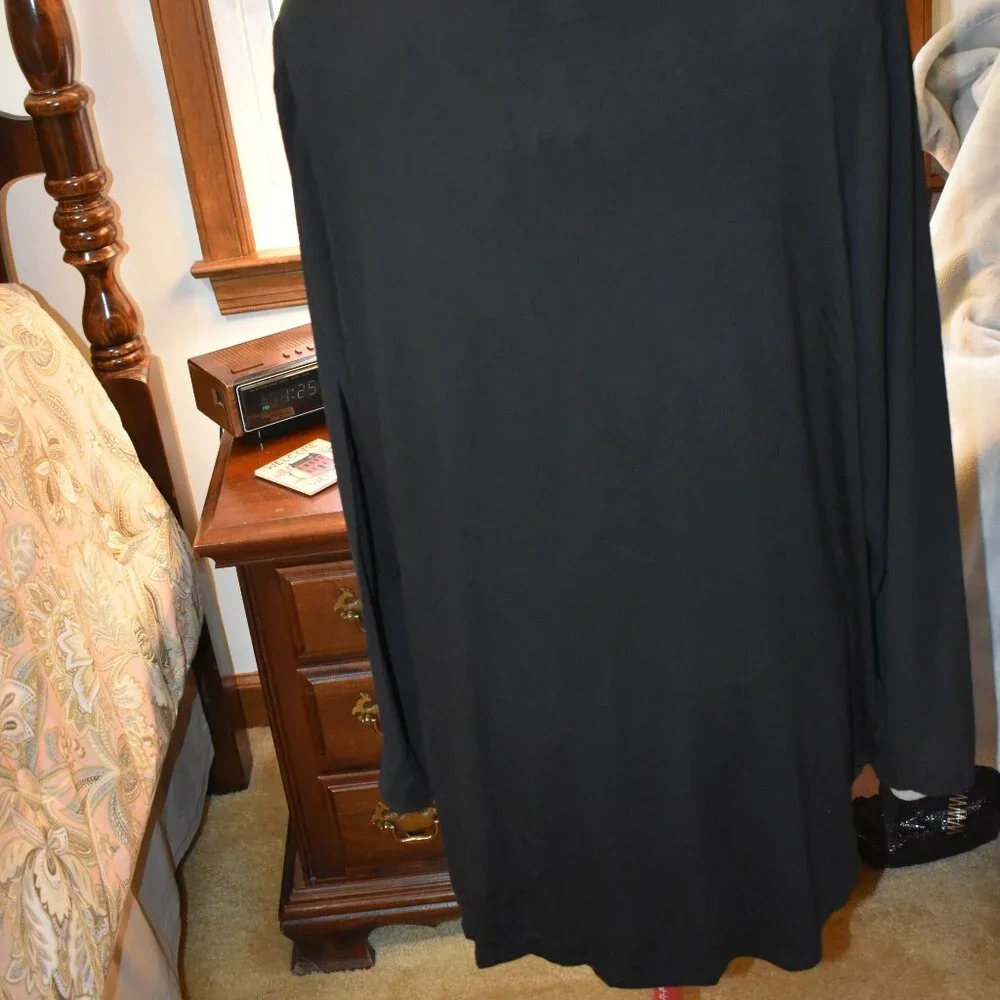 blouse - Picture 5 of 7
